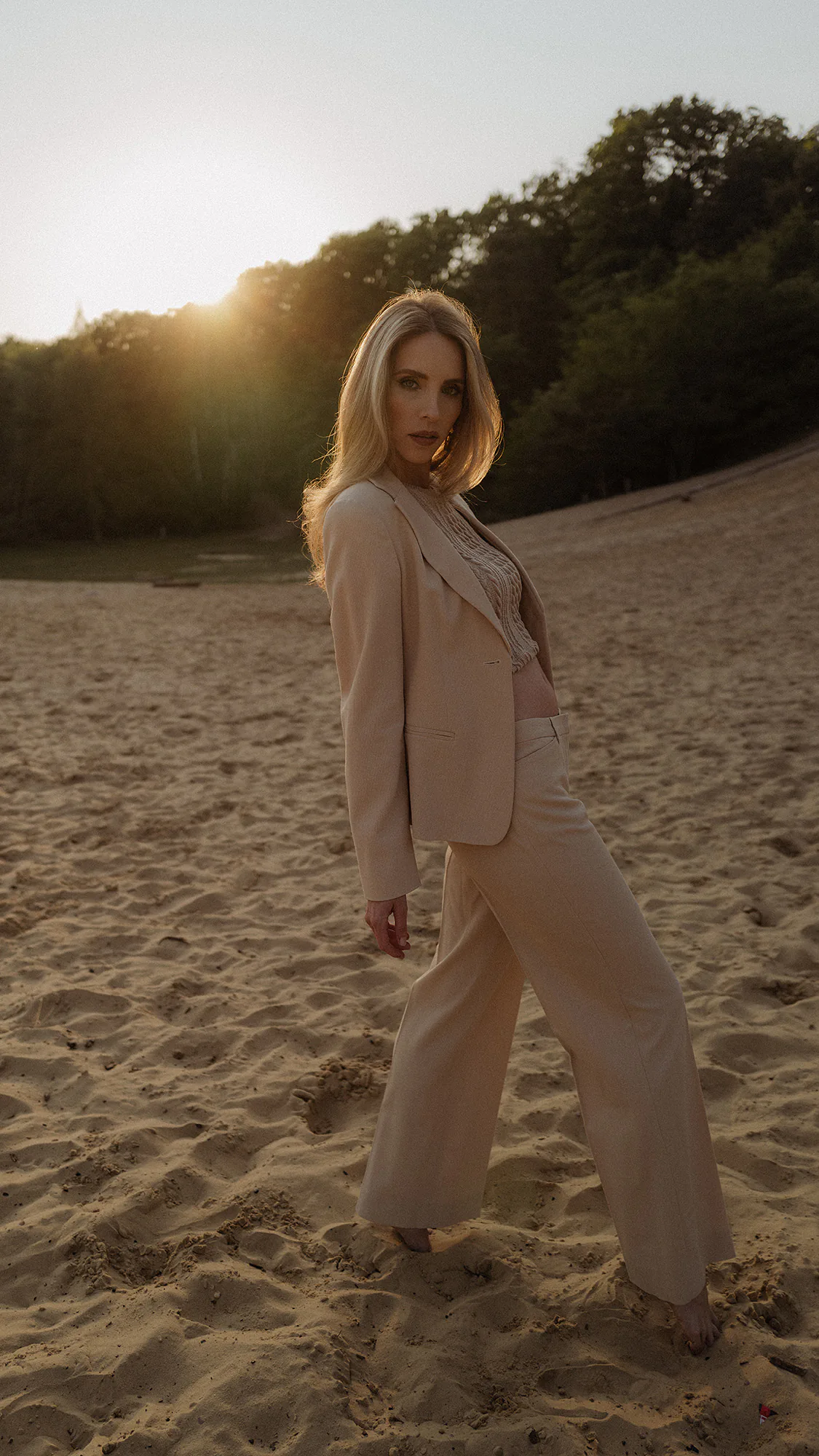 DESERT LOOK FASHION EDITORIAL